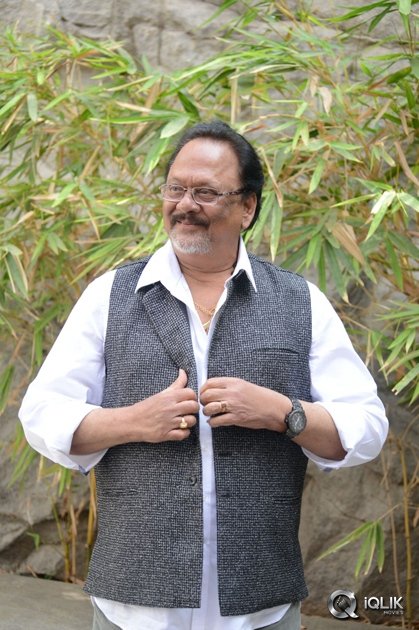 Krishnam-Raju-Birthday-Interview-Photos